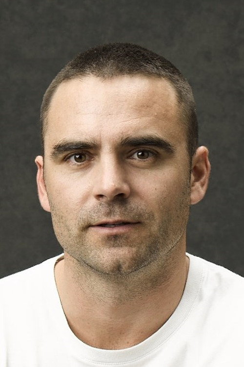 Photo of Dustin Clare