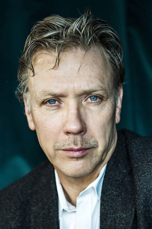 Photo of Mikael Persbrandt
