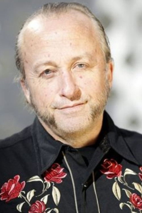 Photo of Levi Henriksen