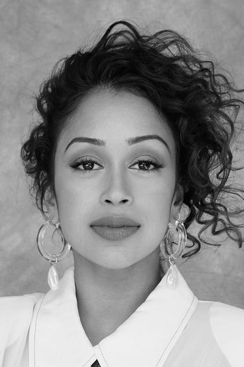 Photo of Liza Koshy
