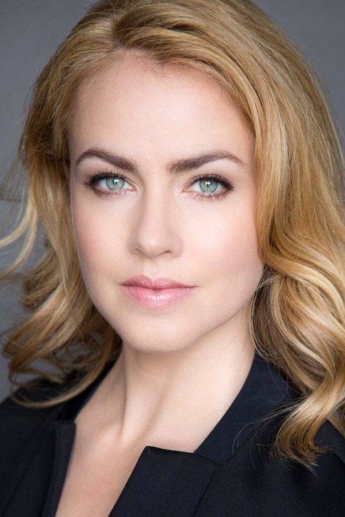 Photo of Amanda Schull