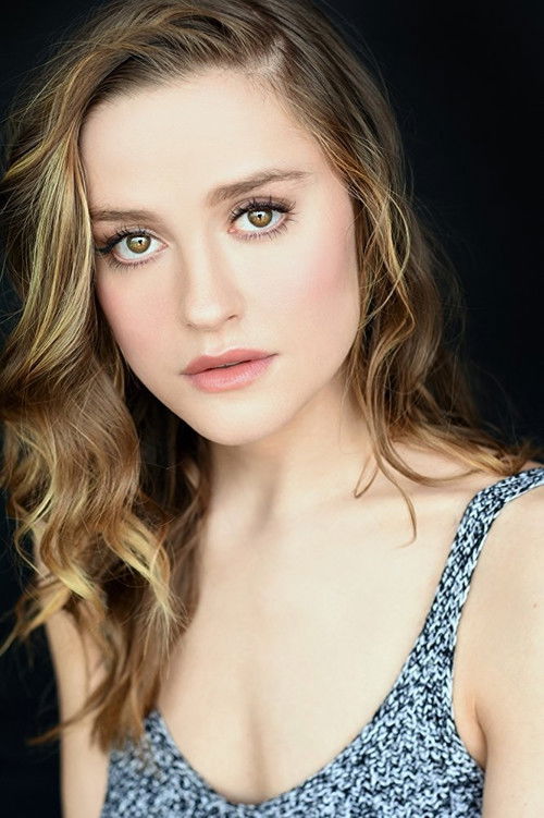 Photo of Stephanie Van Dyck