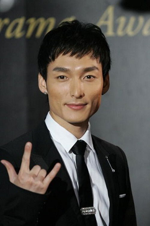 Photo of Tsuyoshi Kusanagi