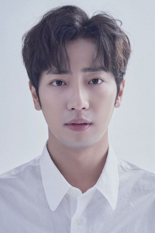 Photo of Lee Sang-yeob