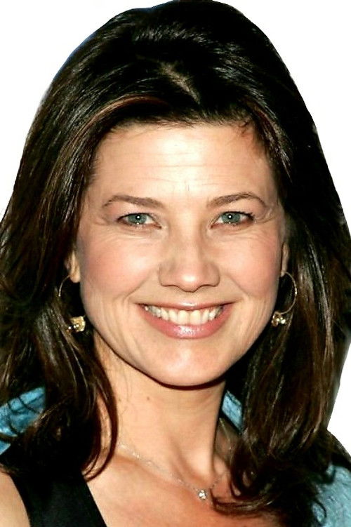 Photo of Daphne Zuniga