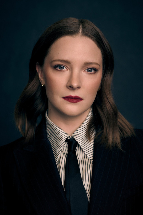 Photo of Morfydd Clark