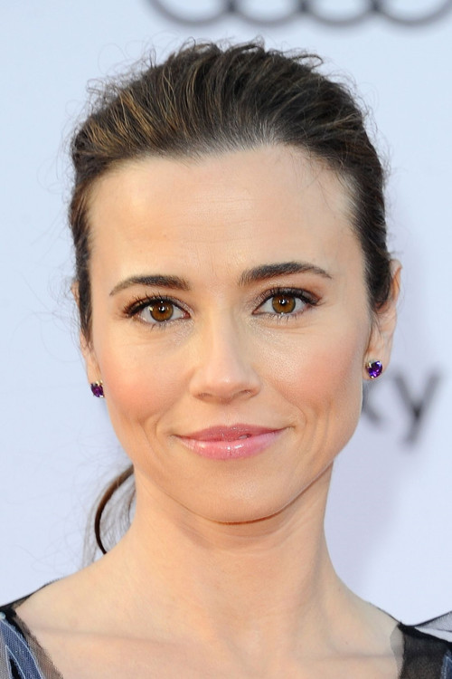 Photo of Linda Cardellini