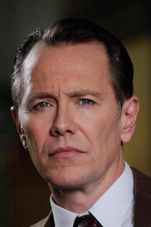 Photo of Peter Outerbridge