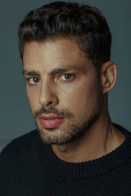 Photo of Cauã Reymond