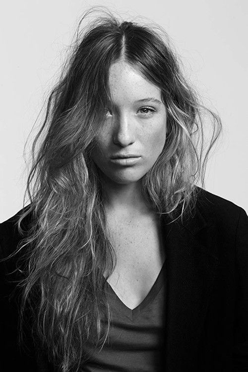 Photo of Sophie Lowe