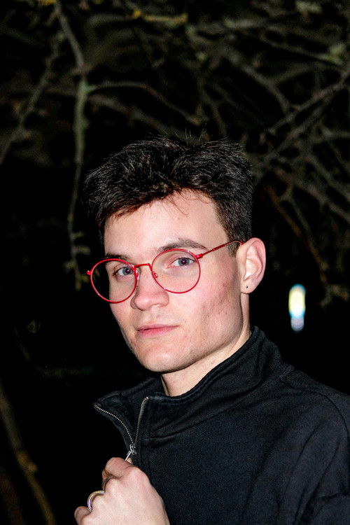 Photo of Felix Clayton