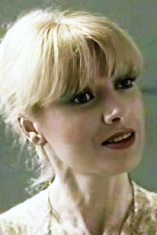 Photo of Laura Clair