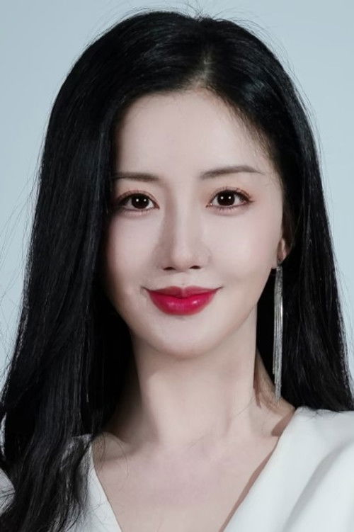 Photo of Maggie Chen