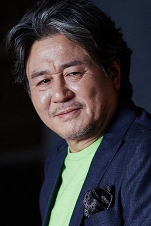 Photo of Choi Min-sik