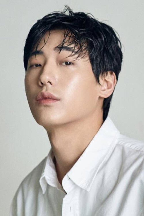 Photo of Shon Min-ho