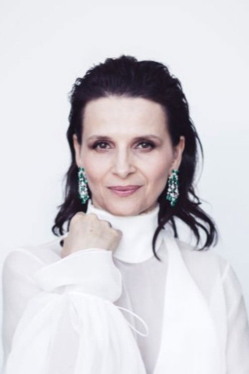 Photo of Juliette Binoche