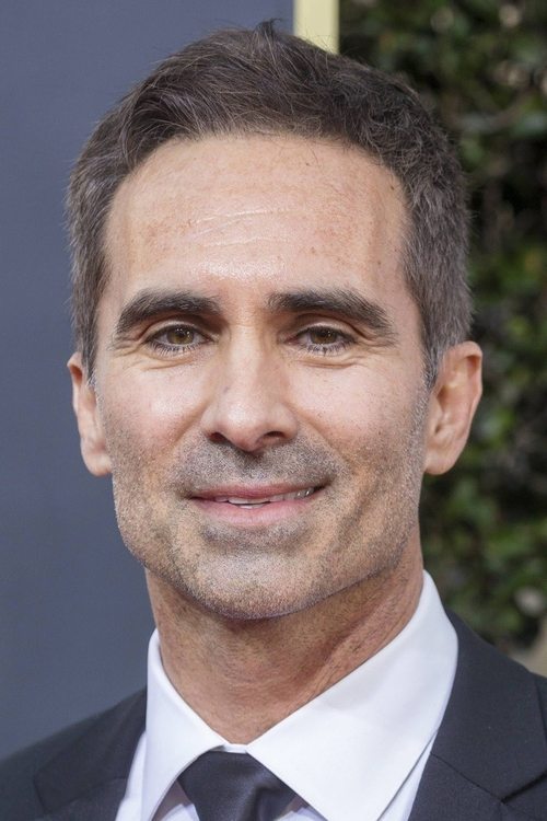 Photo of Nestor Carbonell