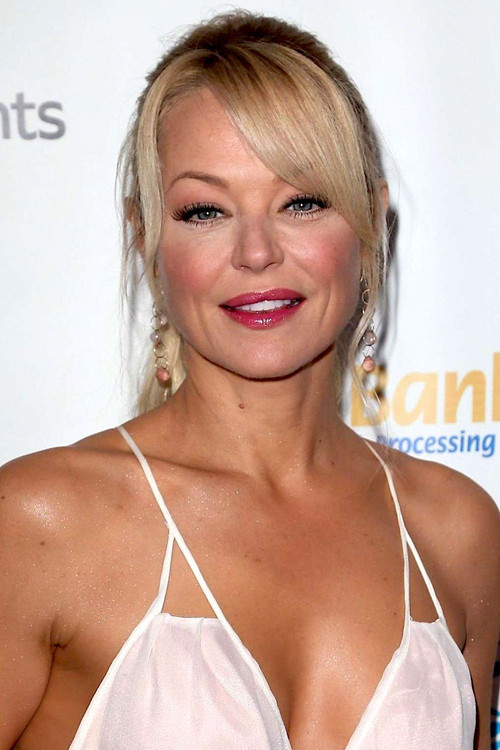 Photo of Charlotte Ross