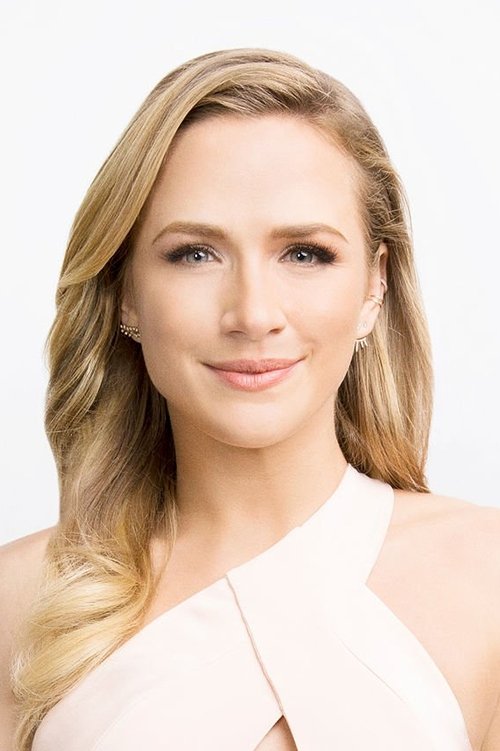 Photo of Shantel VanSanten