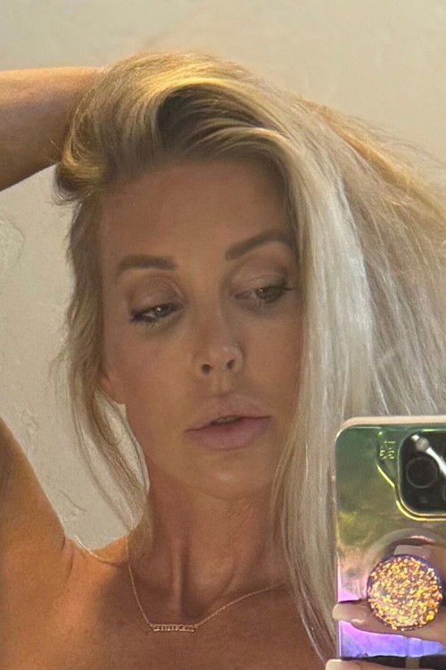 Photo of Samantha Saint