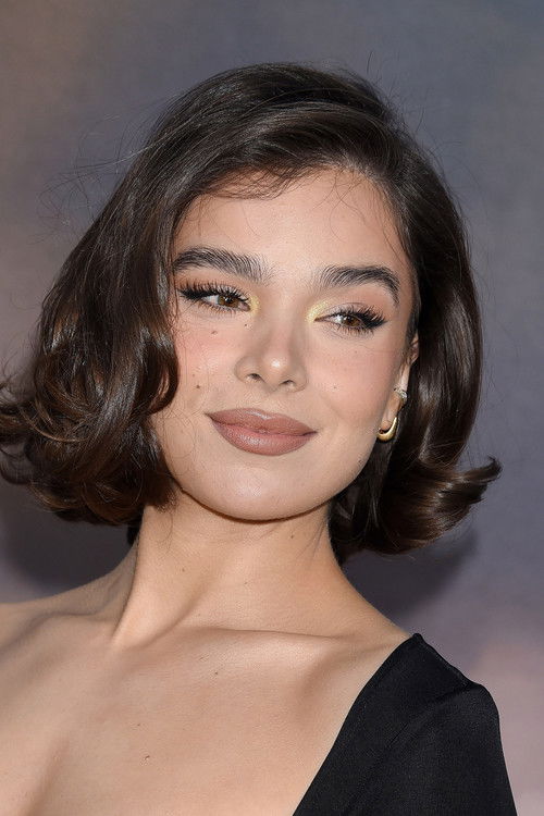 Photo of Hailee Steinfeld