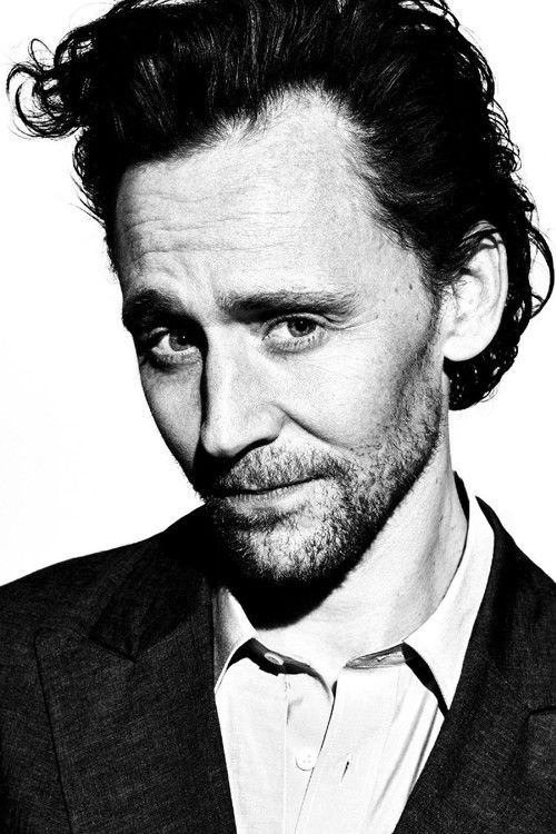 Photo of Tom Hiddleston