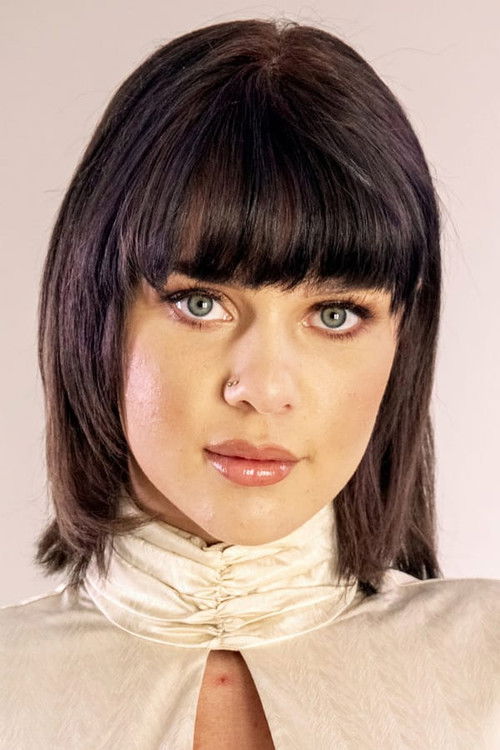 Photo of Gabbie Carter