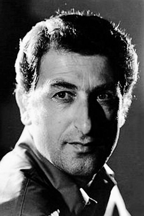 Photo of Mücap Ofluoğlu