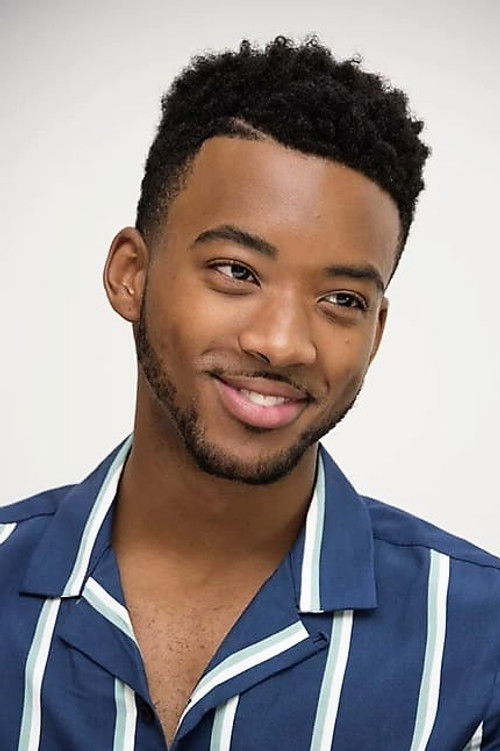 Photo of Algee Smith