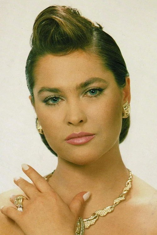 Photo of Hülya Avşar