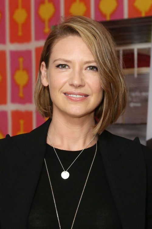 Photo of Anna Torv