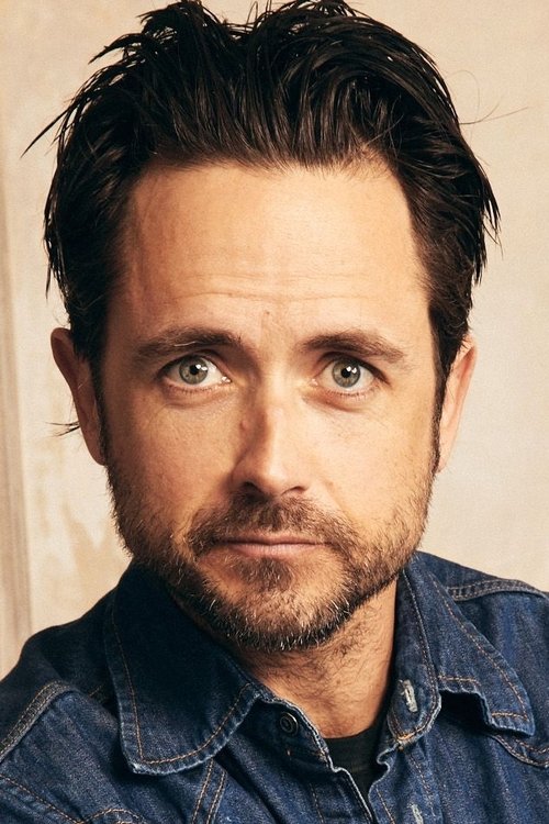 Photo of Justin Chatwin