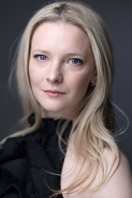 Photo of Morfydd Clark