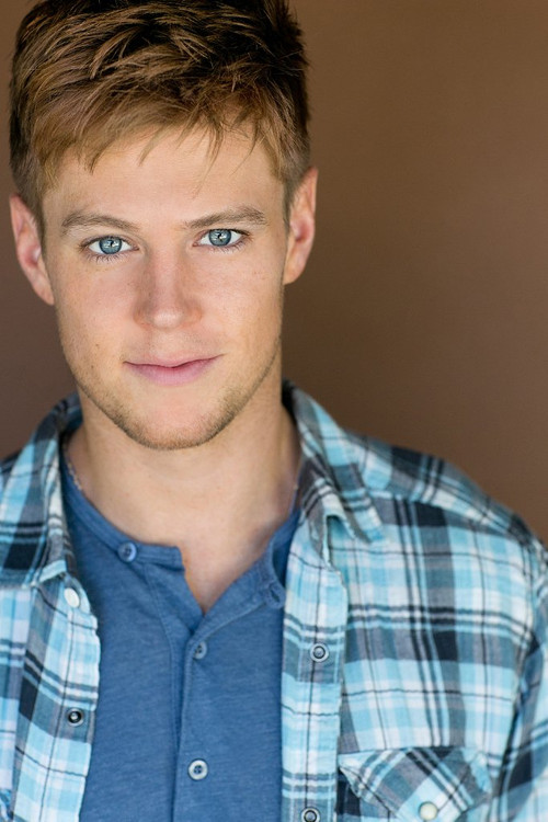 Photo of Christopher Poehls