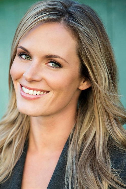 Photo of Lauren Shaw