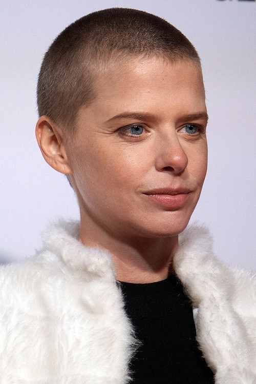 Photo of Maaike Neuville