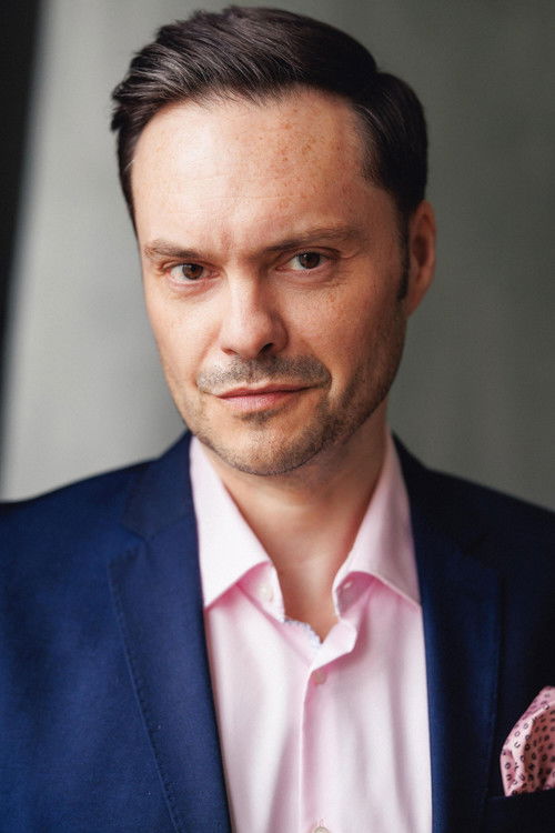 Photo of Oliver Mason