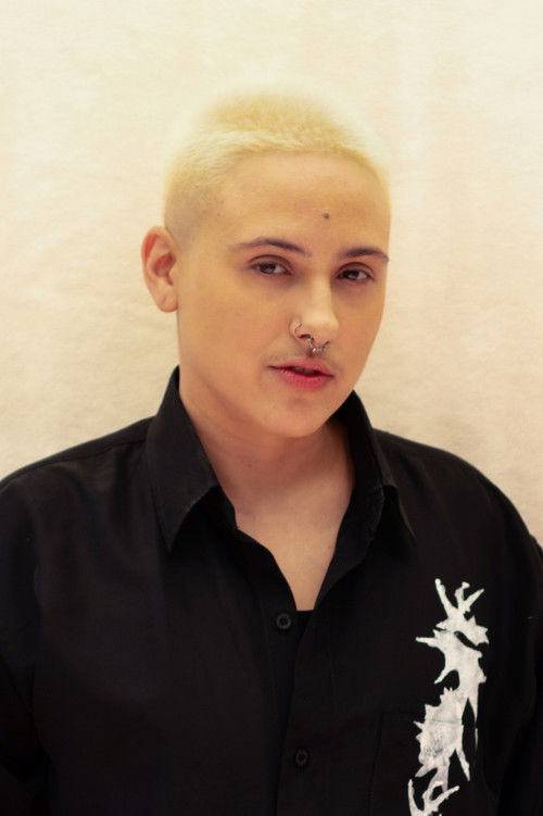 Photo of Éri Sarmet