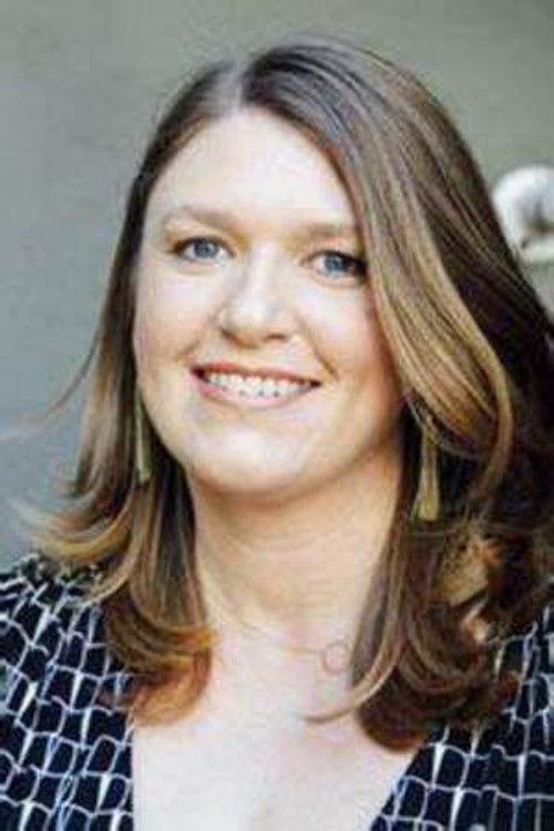 Photo of Lauren Hynek