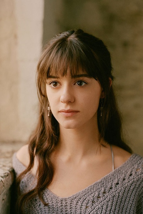 Photo of Daisy Edgar-Jones