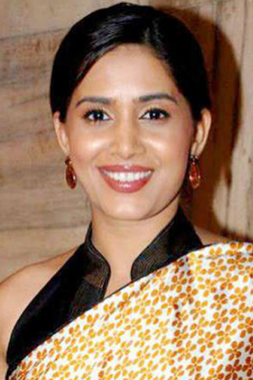 Photo of Sonali Kulkarni