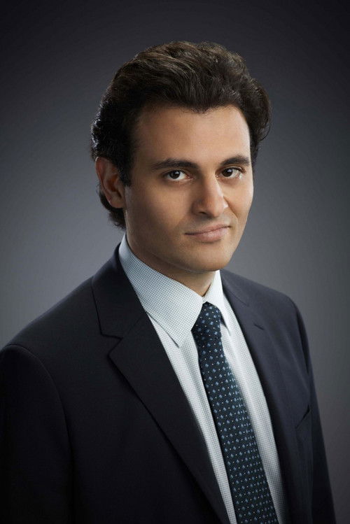 Photo of Arian Moayed