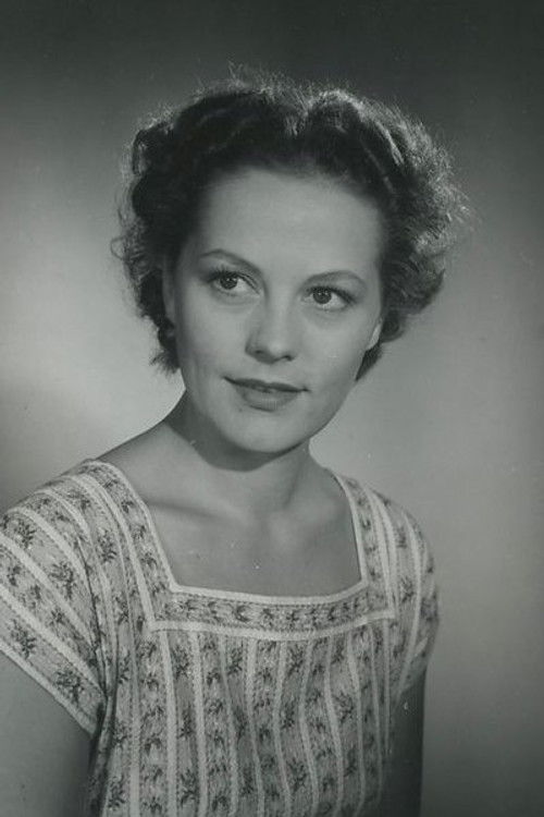 Photo of Astrid Villaume