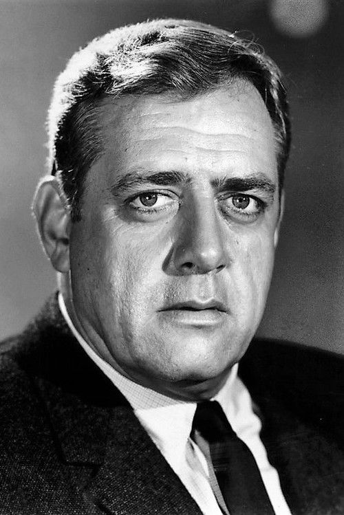 Photo of Raymond Burr