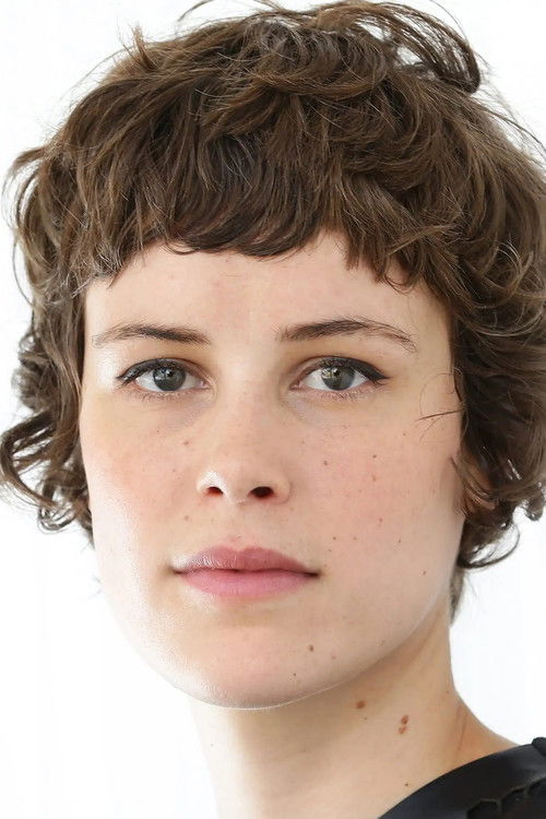 Photo of Carla Juri