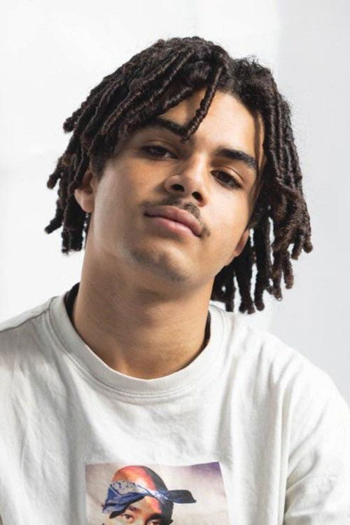 Photo of Ethann Isidore