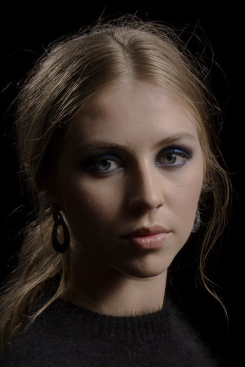 Photo of Hermione Corfield