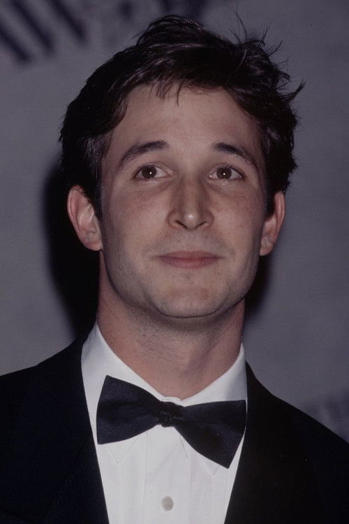 Photo of Noah Wyle