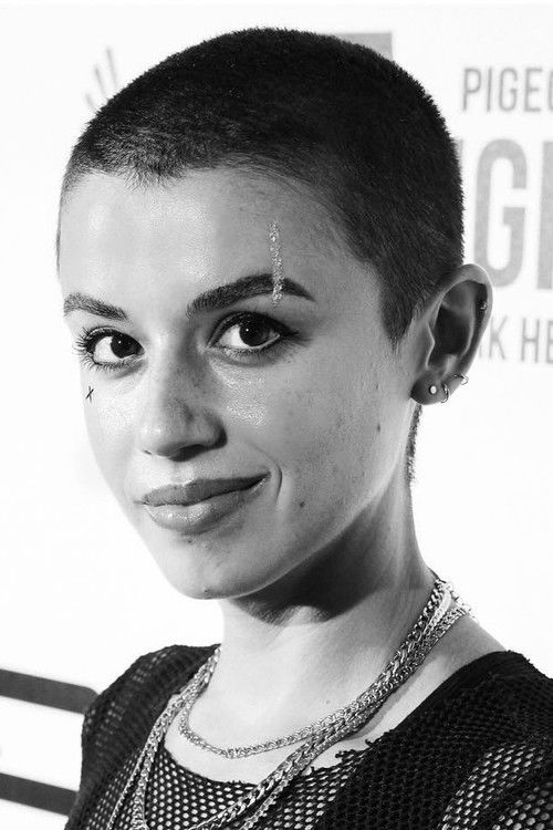 Photo of Jenna Kanell