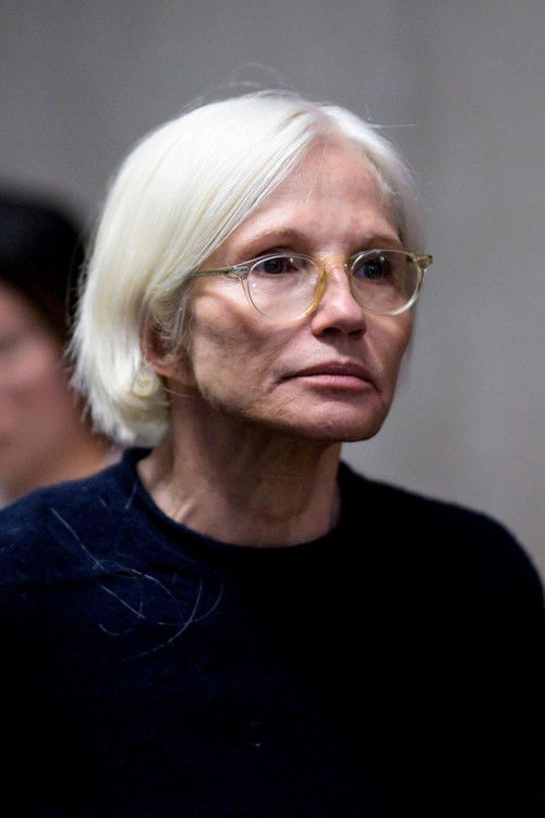 Photo of Ellen Barkin